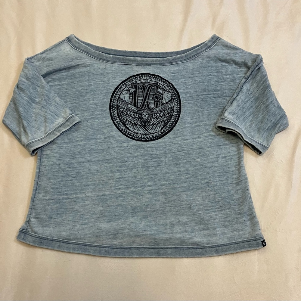 Rare Discontinued DC Eagles Blue Off-Shoulder Casual Sweater Women’s Size M